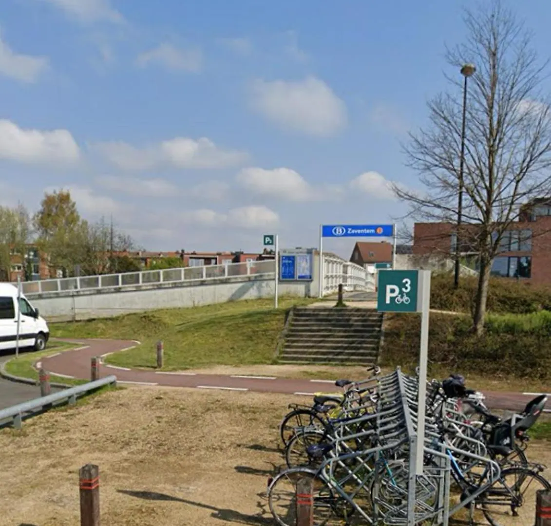 Homestay Chambre/ Maison / Zaventem Apartment